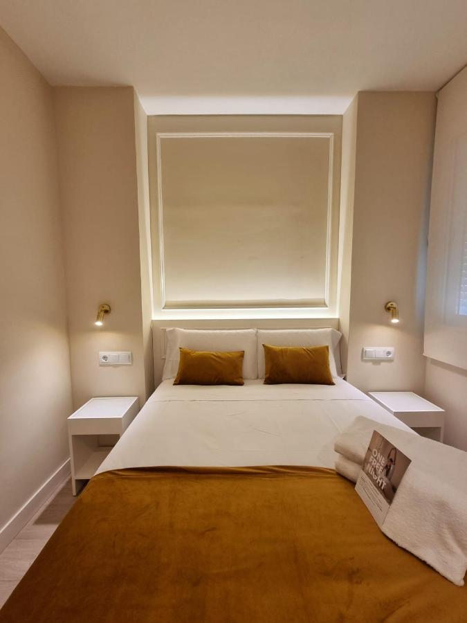 Ch Velarde Hotel Madrid Exterior photo
